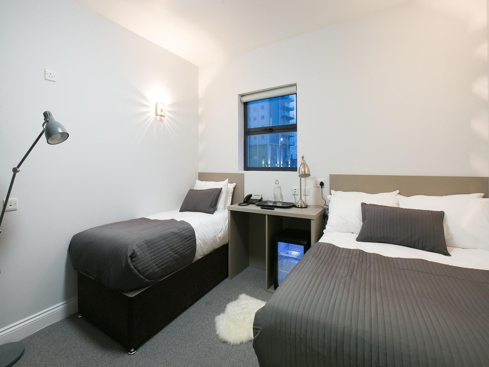 Belvilla Ilford Hill Hotel London Екстериор снимка