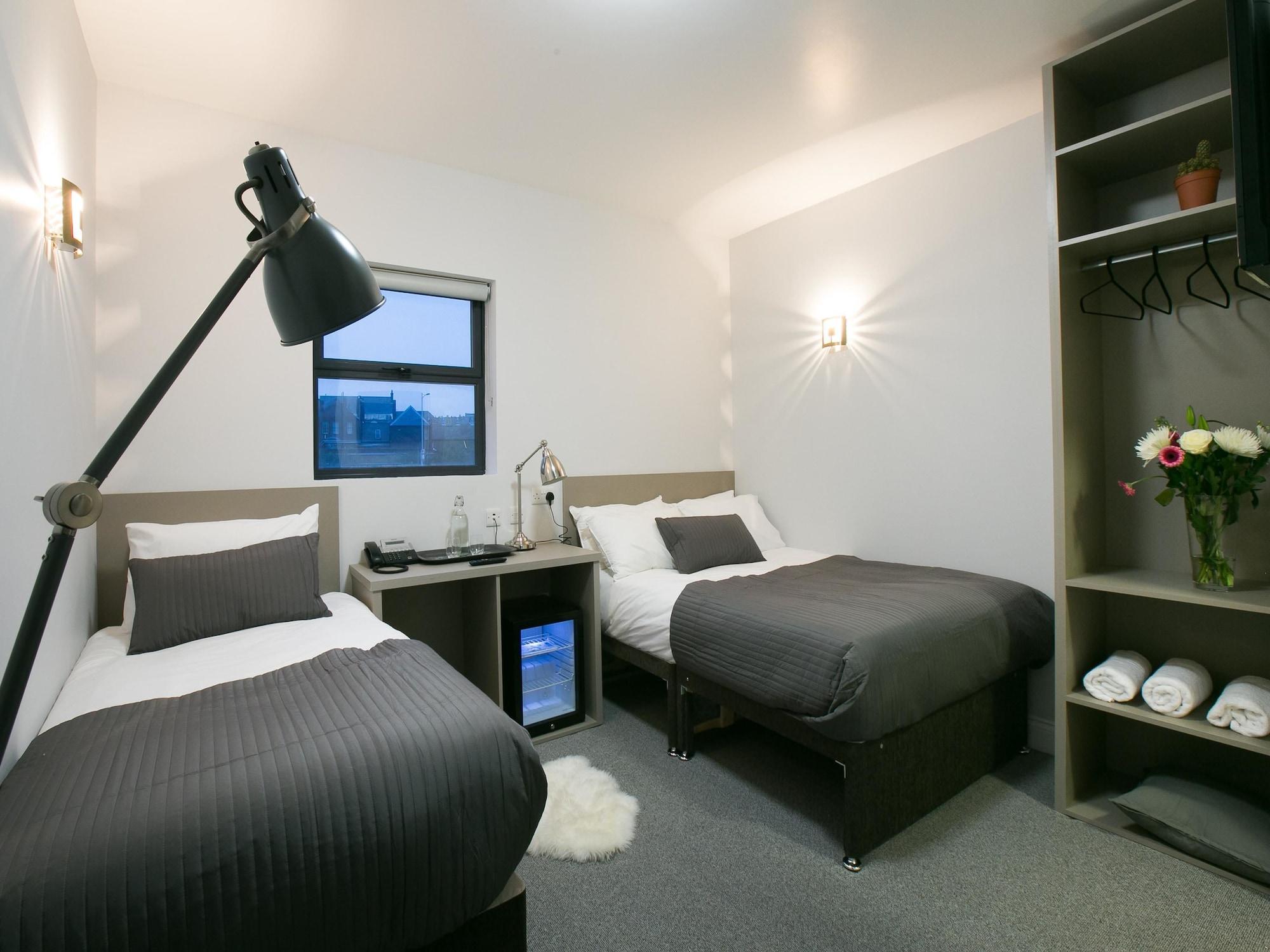 Belvilla Ilford Hill Hotel London Екстериор снимка