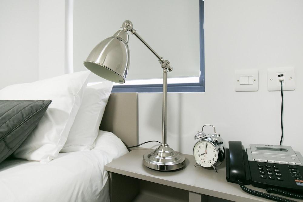 Belvilla Ilford Hill Hotel London Екстериор снимка