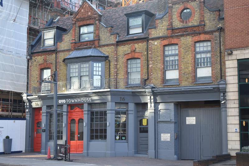 Belvilla Ilford Hill Hotel London Екстериор снимка